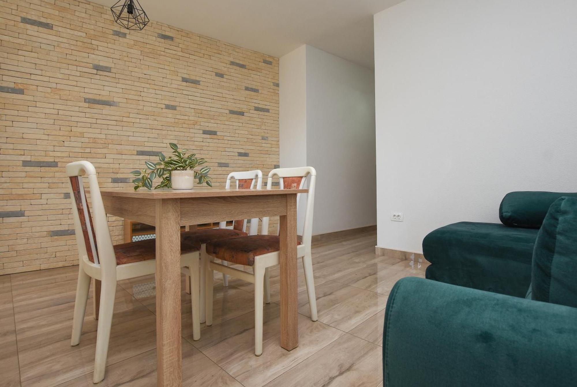 Relax 1 Apartment Pakostane Luaran gambar